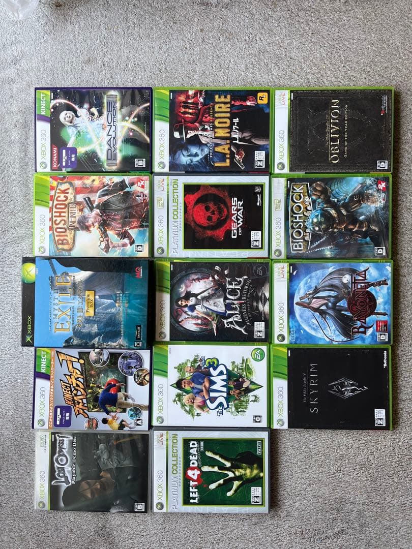 値下げ　ゲーム機　xbox360本体・未使用kinect・ソフト14本　超お得