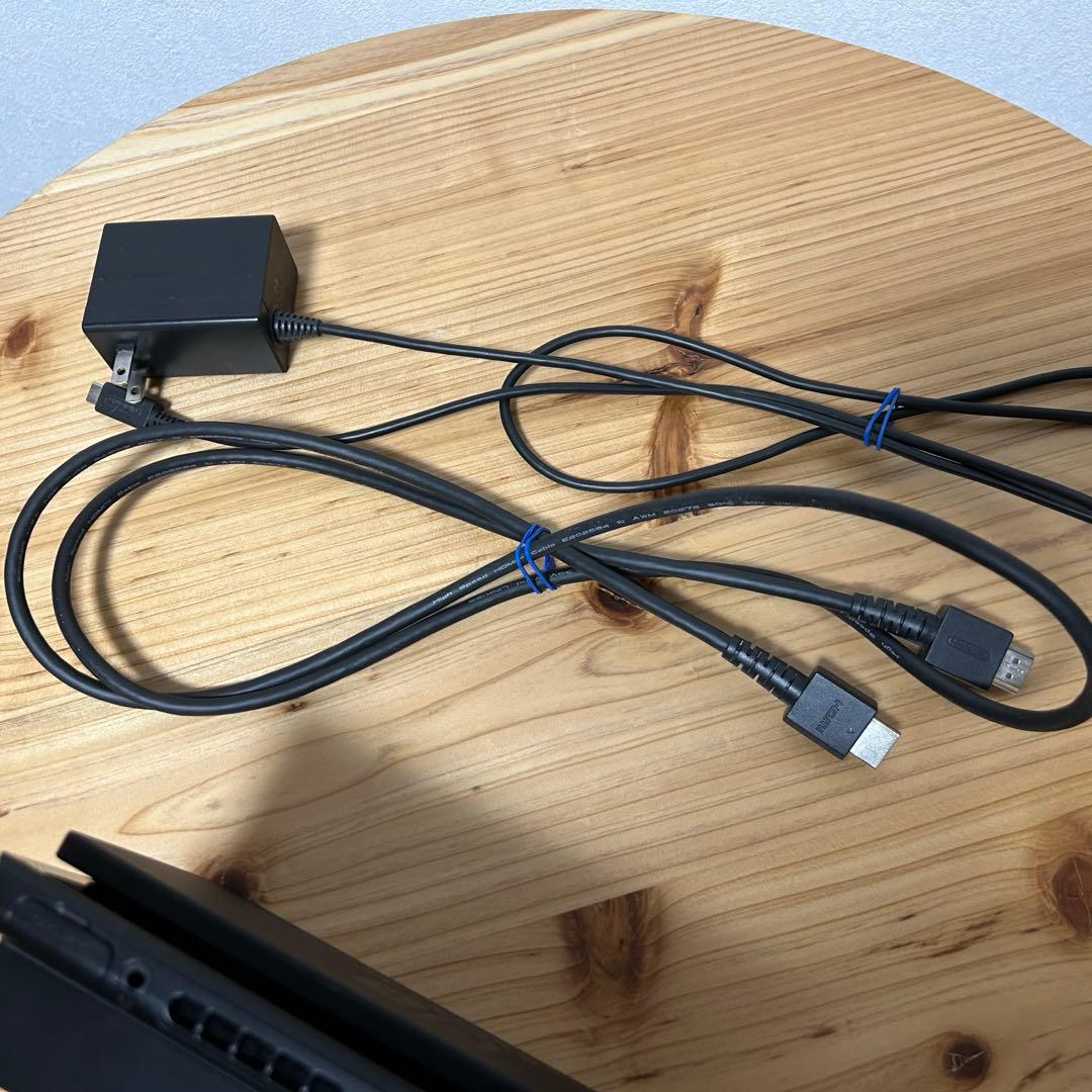 【値下げ】Nintendo Switch 本体 + ドック + 電源アダプター