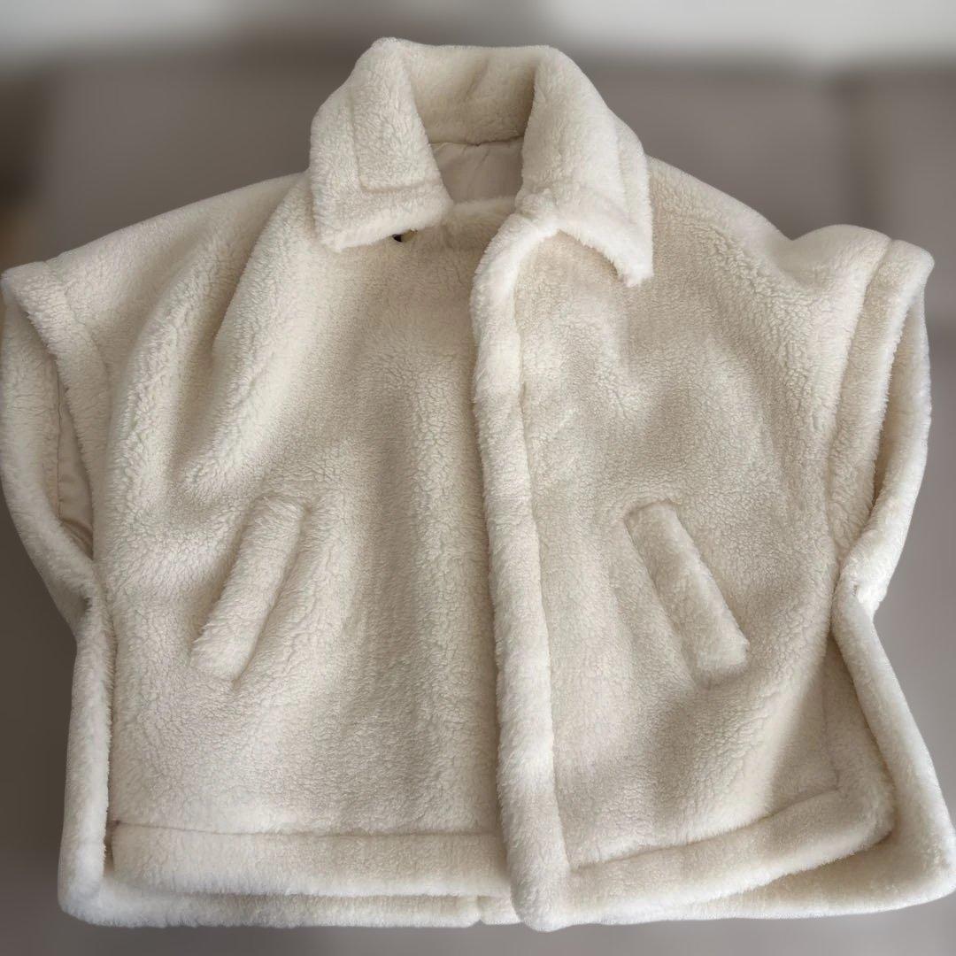 オフホワイト フード付きウールポンチョ