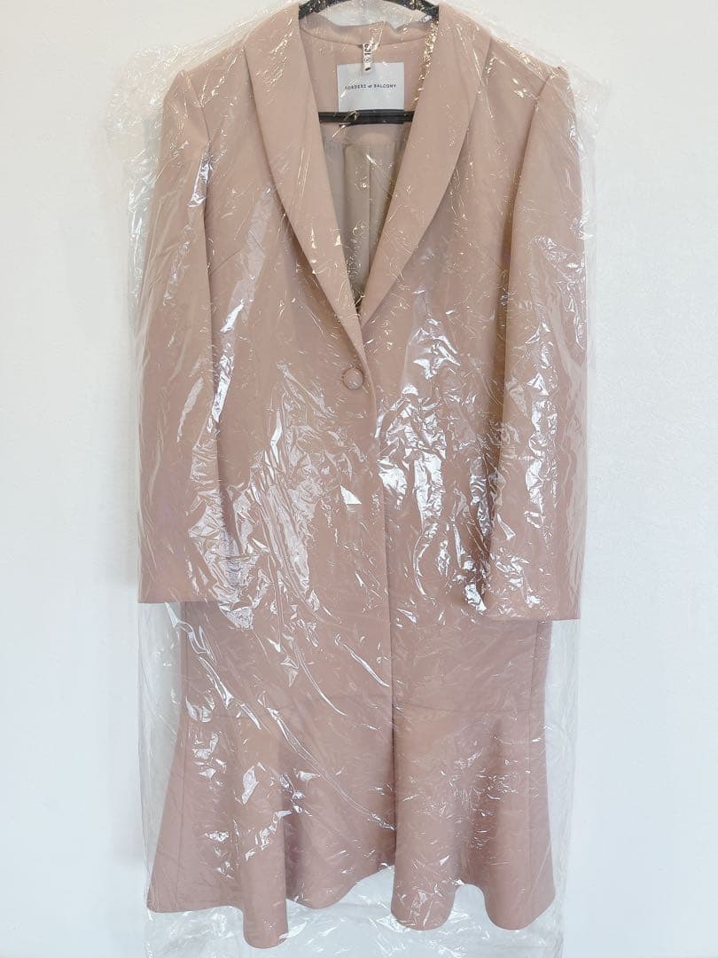 美品❗️【BORDERS at BALCONY 】ラッフルヘムコート38 1度着用