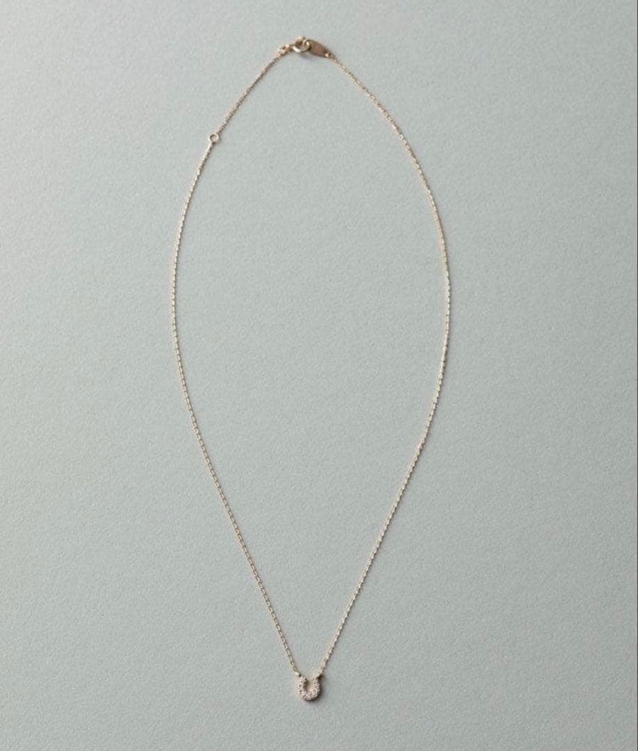 ete ホースシューダイヤモンドネックレス