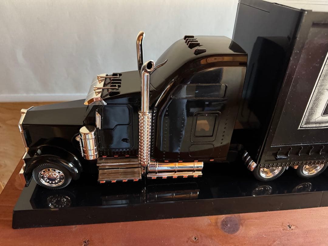 B'z COMPLETE SINGLE BOX トラック型