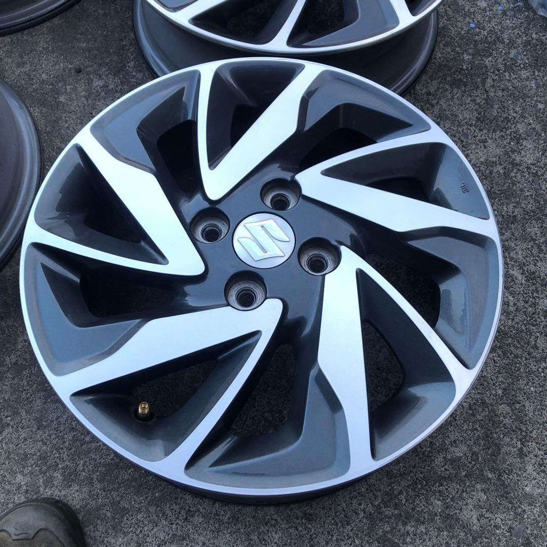 スズキ　純正15インチアルミホイール　4本　中古品