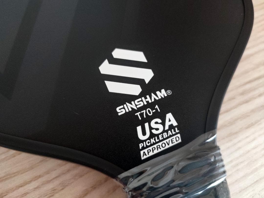 USAPA承認 ピックルボール パドル カーボン加工の摩擦面 黒 灰白 16mm