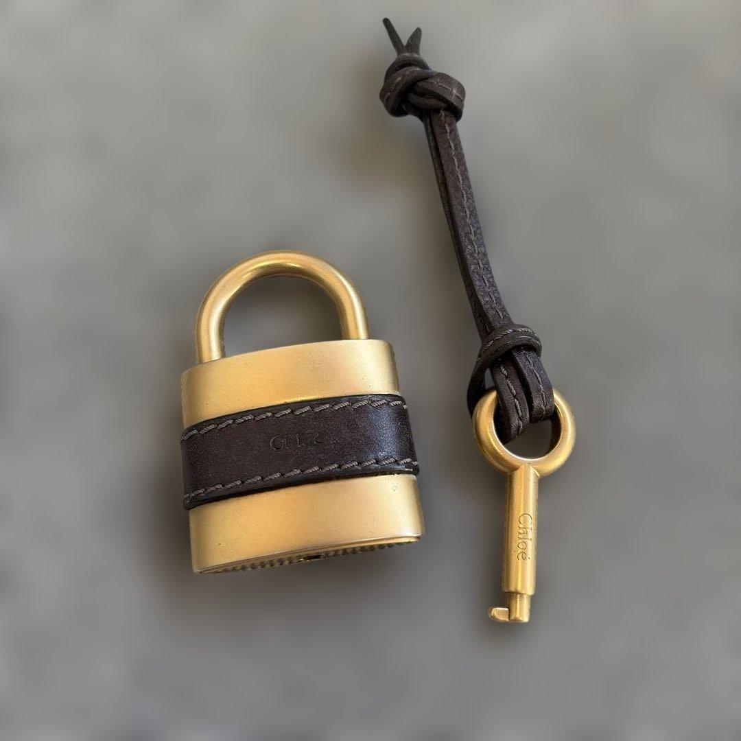 Chloeクロエ　パディントン　南京錠　カデナ