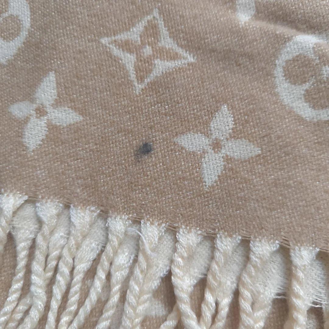 Louis Vuitton ロゴ入りストール