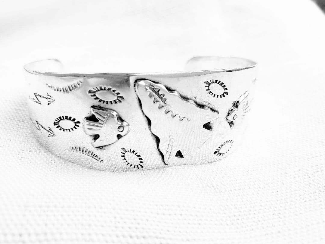 専用 ヴィンテージ インディアンジュエリー サンダーバード ナバホ Harvey