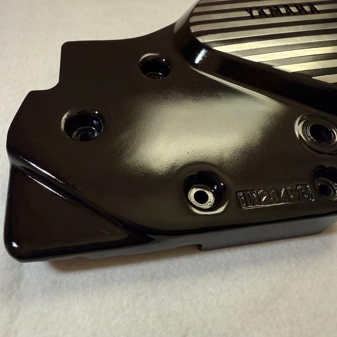 ヤマハ　xjr400（4HM）純正スプロケットカバー　アルフィン仕様