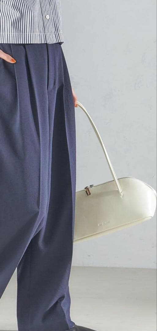 ADD CULUMN バッグ　ホワイト ❤️新品未使用❤️