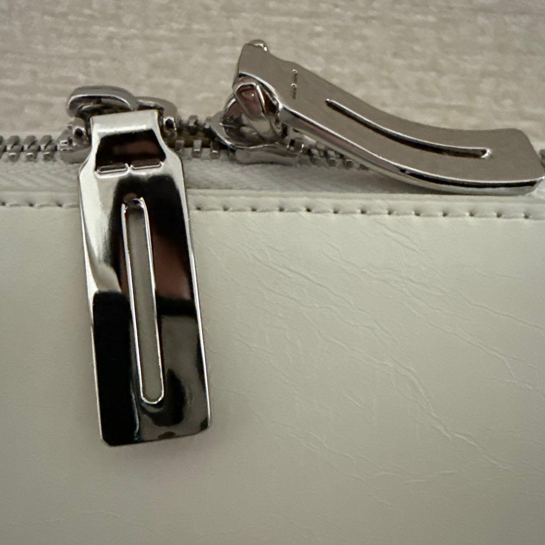 ADD CULUMN バッグ　ホワイト ❤️新品未使用❤️