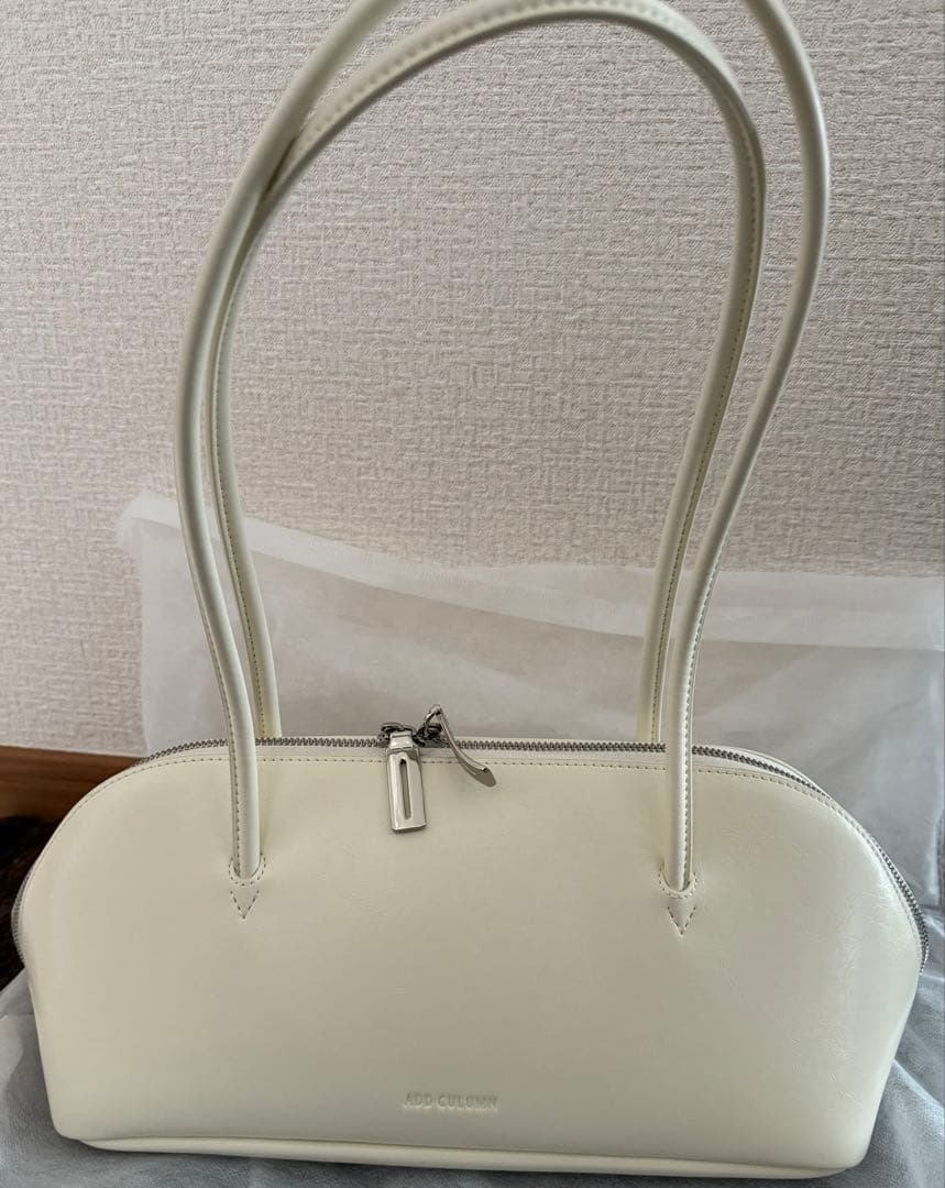 ADD CULUMN バッグ　ホワイト ❤️新品未使用❤️