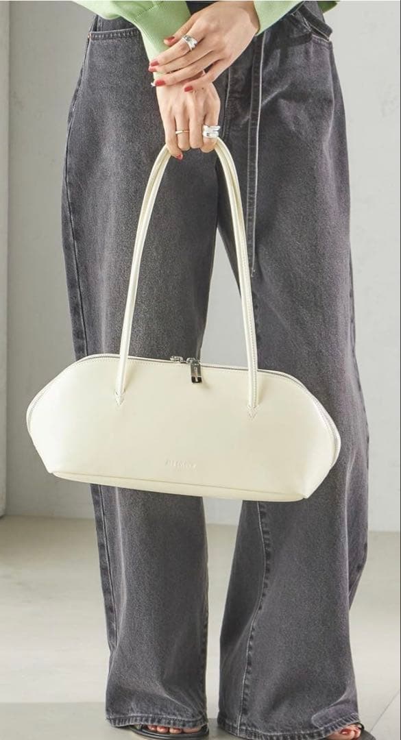 ADD CULUMN バッグ　ホワイト ❤️新品未使用❤️