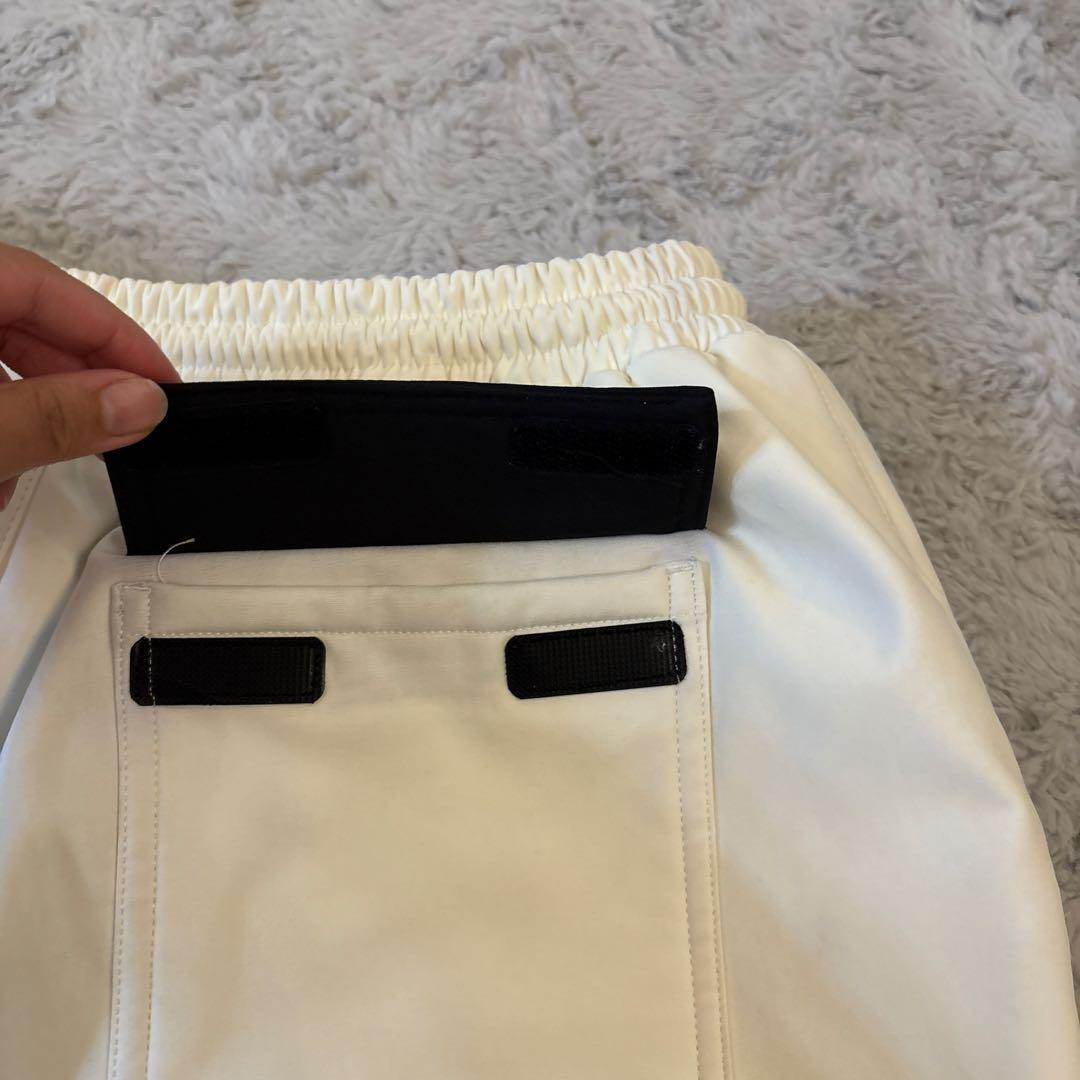 スノーボードウェア　セットアップ　上下　ブラック/ホワイト　男女兼用