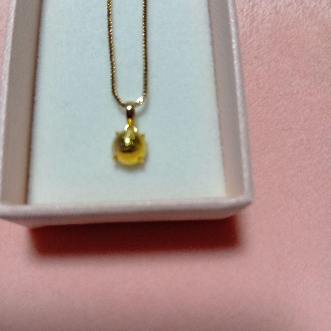 ゴールド ペンダント ネックレストップにK18刻印有ります。