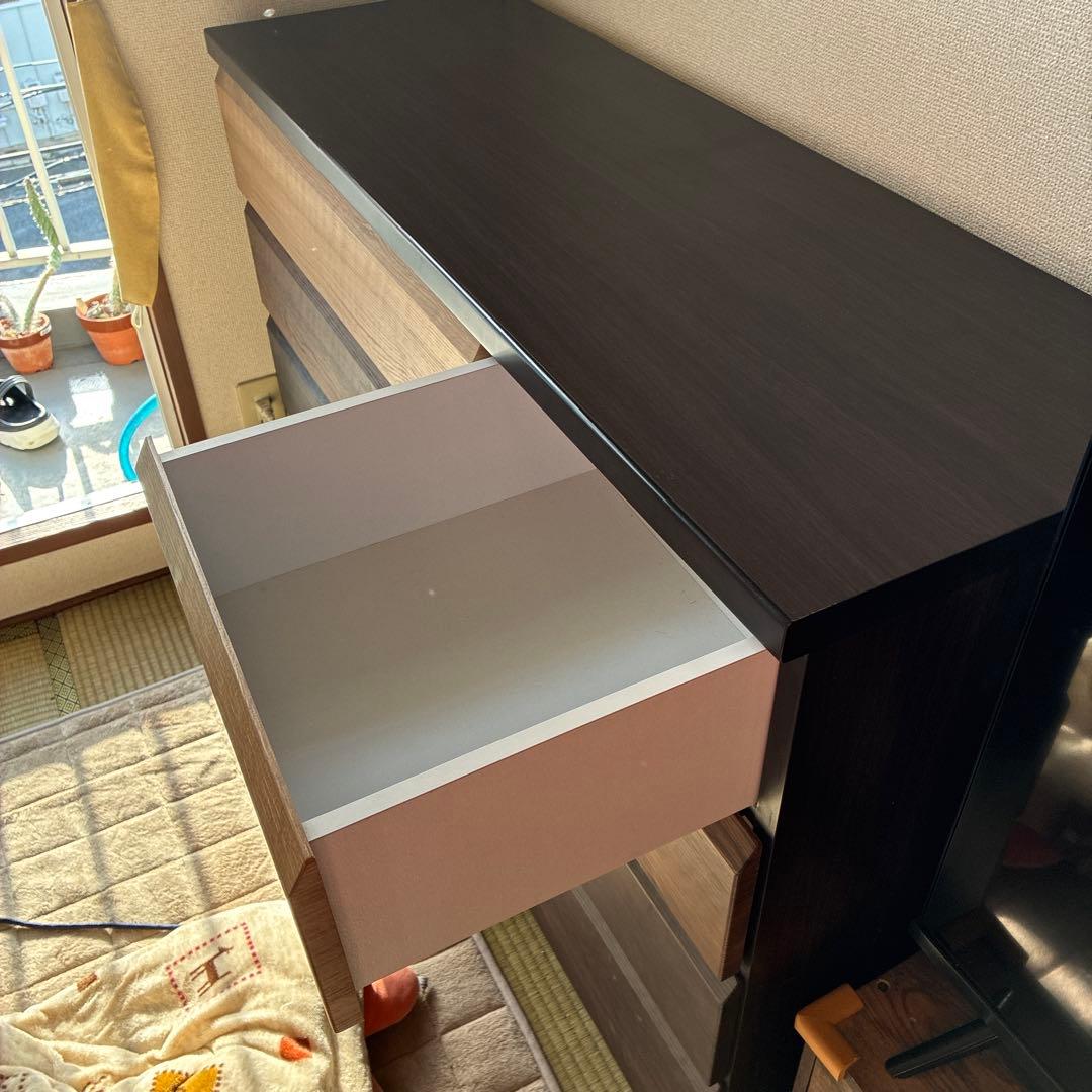 120ローチェスト4段　神奈川県引き取りのみ