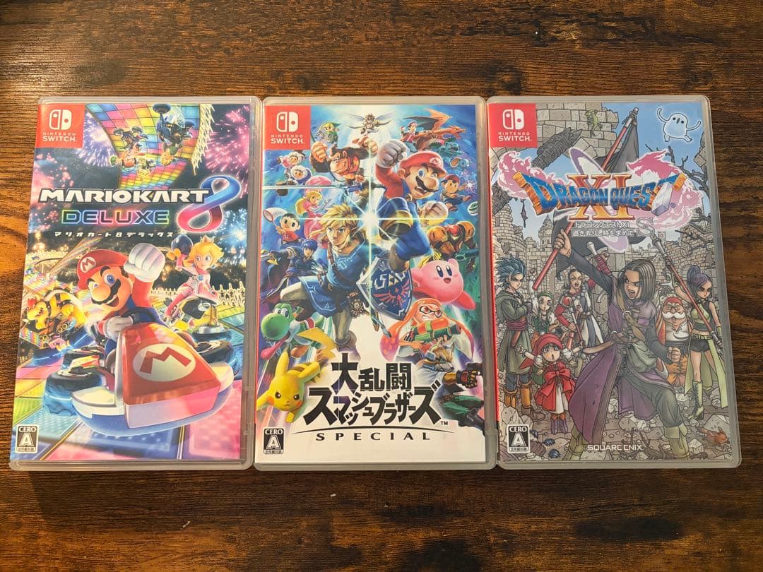 Nintendo Switch 本体 +その他備品等+カセット3つ　値下げ！