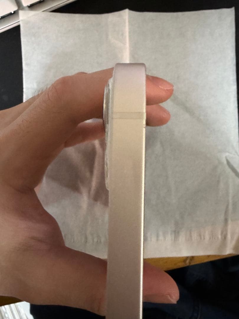 iPhone13 ホワイト