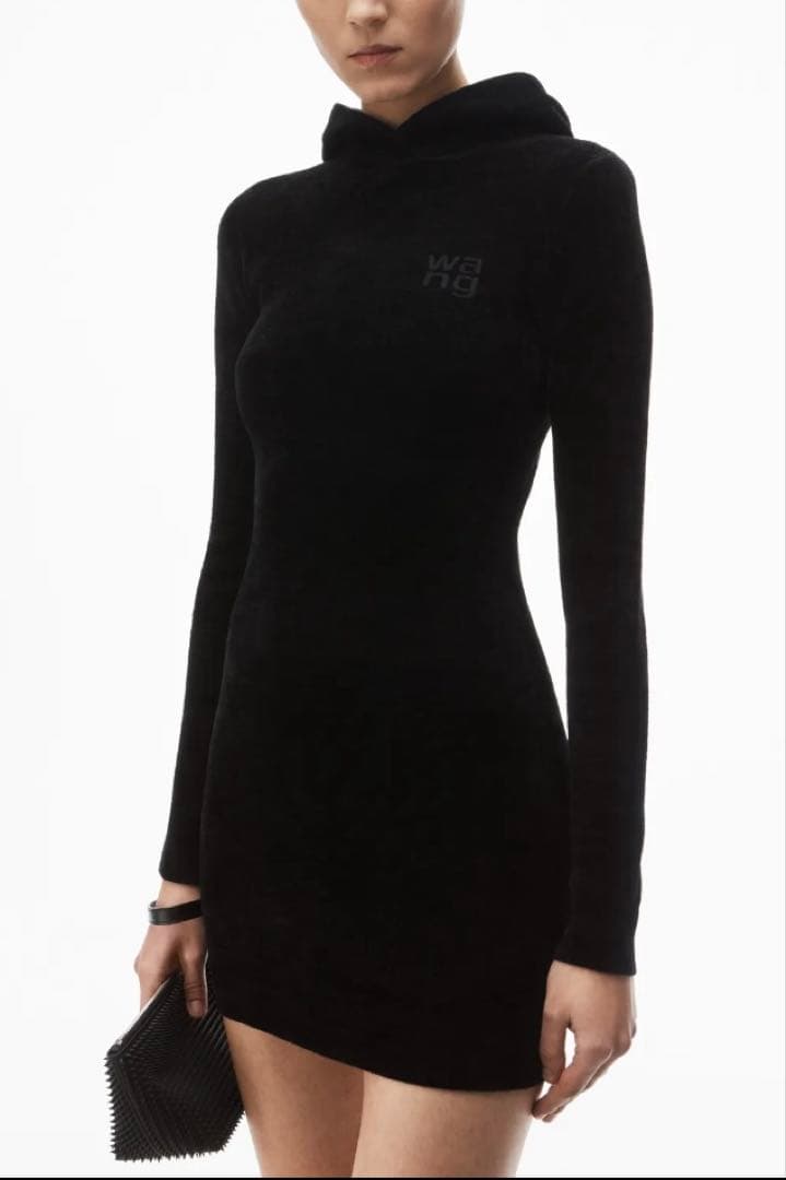 ポ*オ様 【未使用タグ付き】アレキサンダーワン エンボスロゴ フーディワンピース