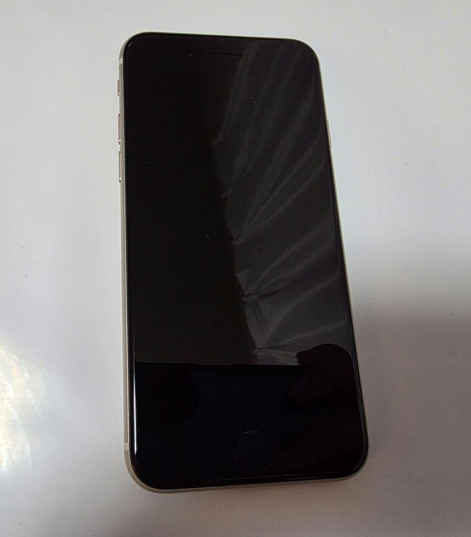 Apple iPhone SE3 128GB スターライト　SIMフリー