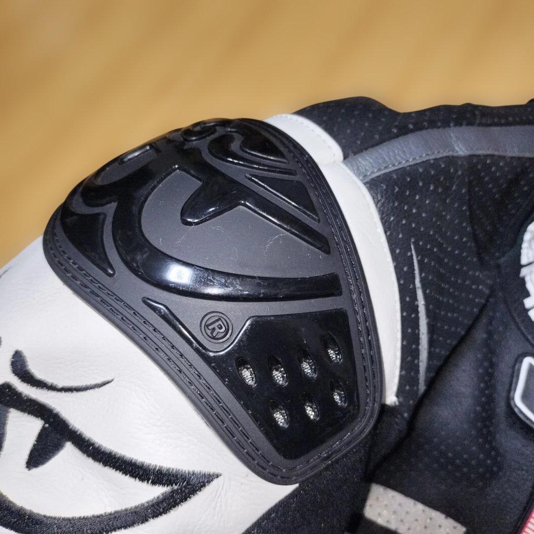 未使用！ Lサイズ BERIK2.0 レザージャケット　革ジャン