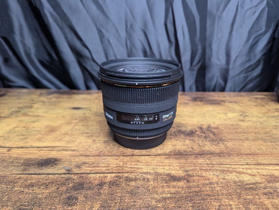 SIGMA 50mm F1.4 EX DG HSM　シグマ　単焦点レンズ