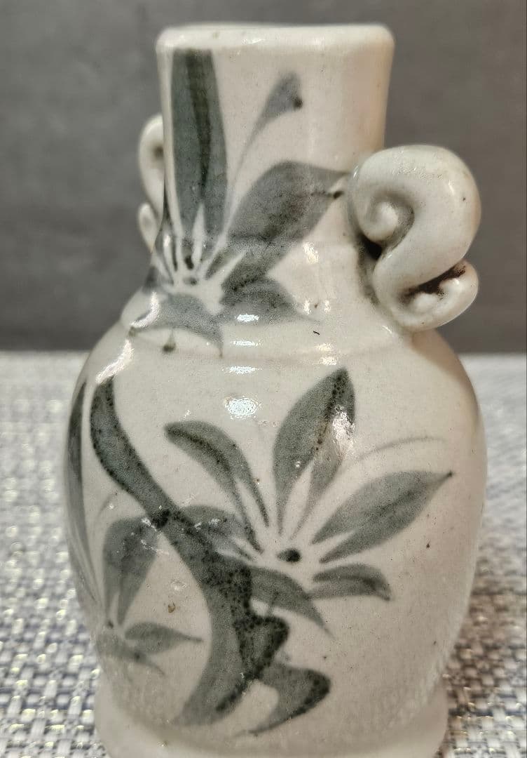 江戸時代中期頃　古伊万里　染付　葉文様 紅葉文様　双耳　花入れ　花生け　波佐見焼