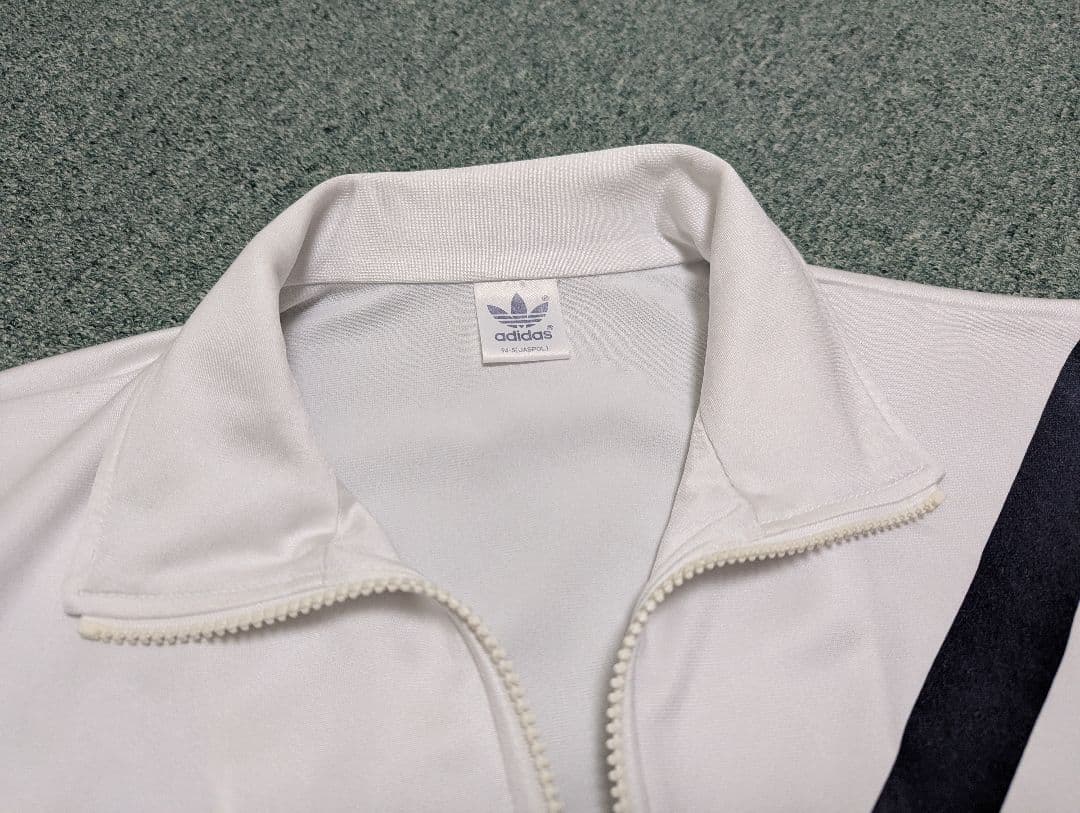 アディダスデサント イワンレンドルモデル