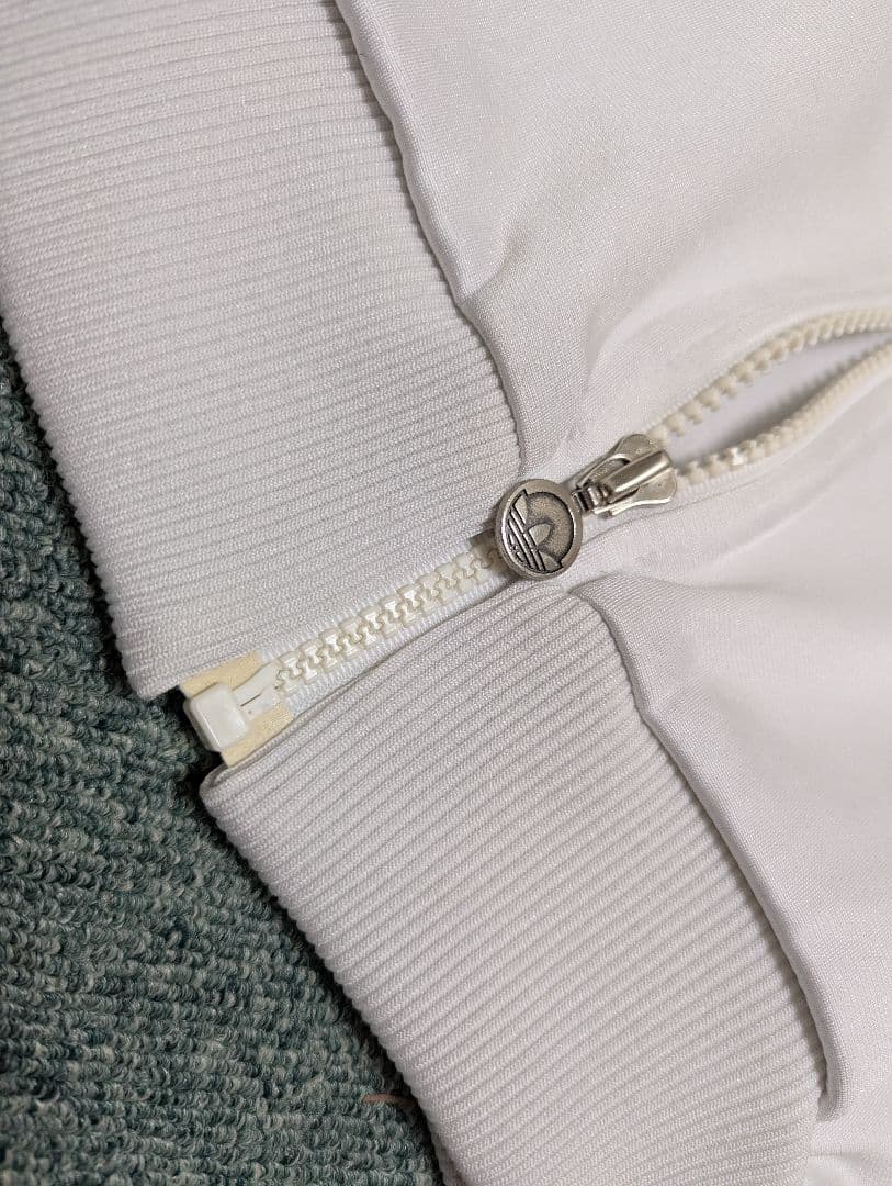 アディダスデサント イワンレンドルモデル