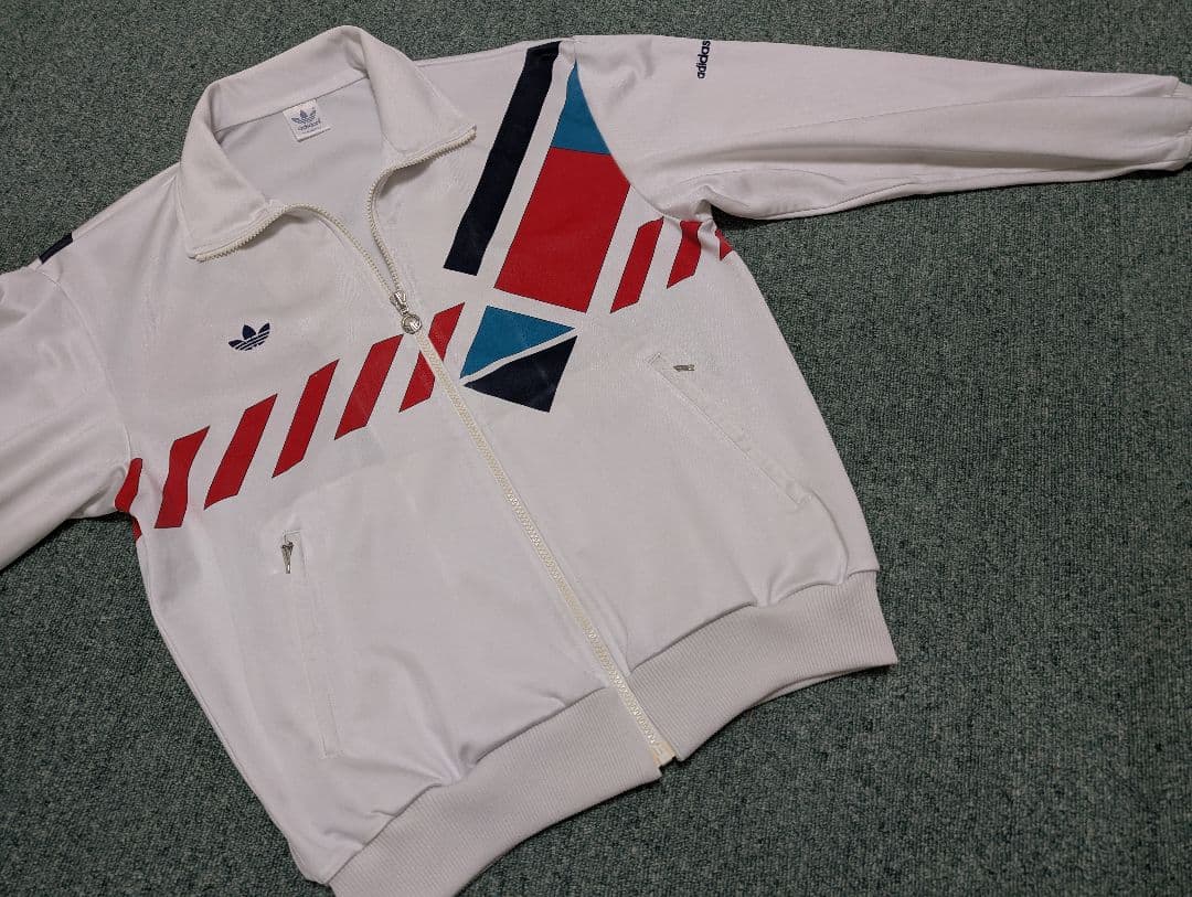 アディダスデサント イワンレンドルモデル