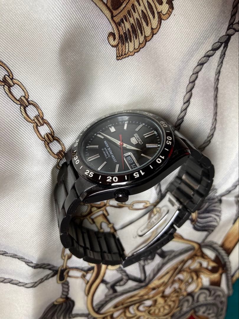 セイコー 自動巻き 時計 黒 金属ベルト