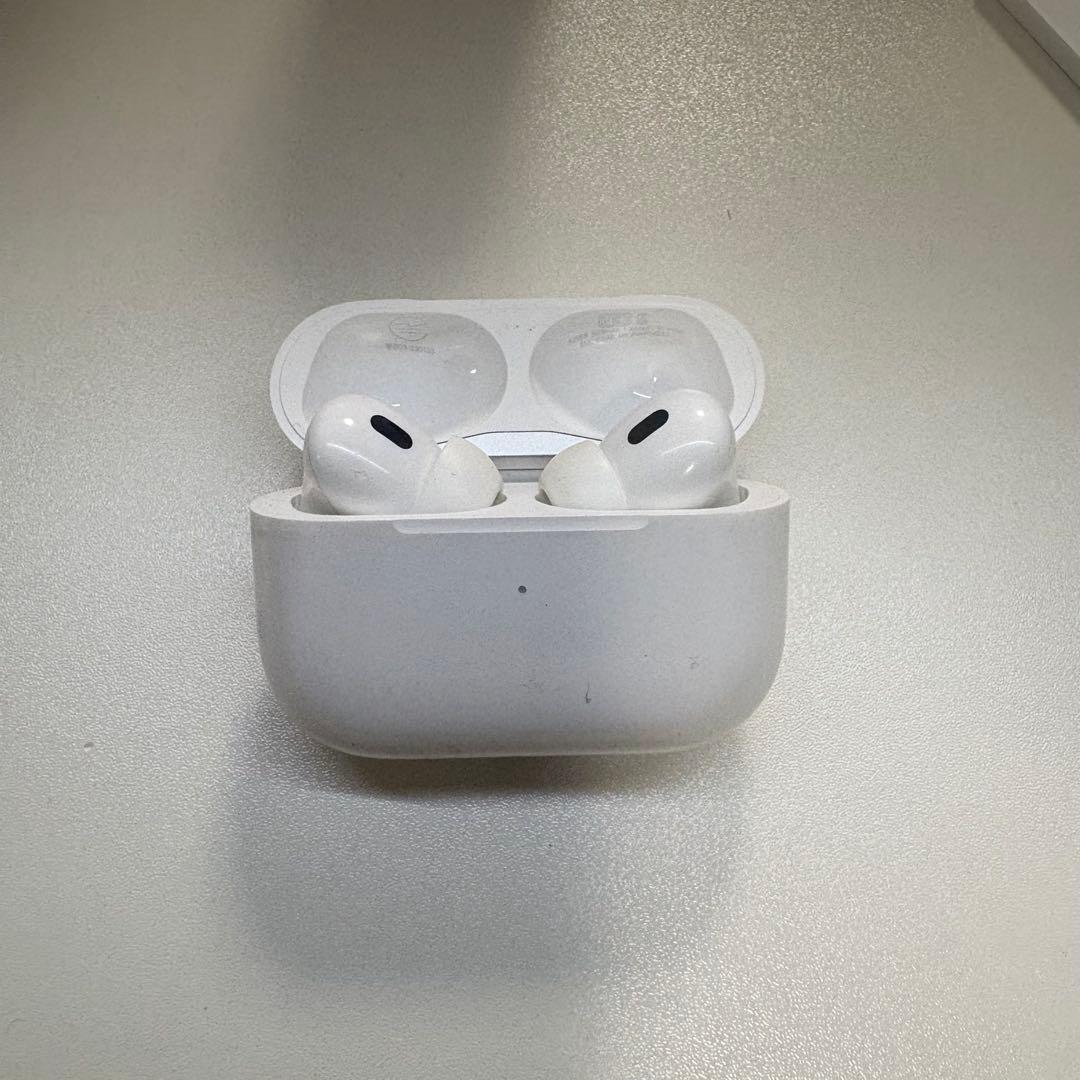イ*プ様 Apple AirPods Pro (第2世代) 本体