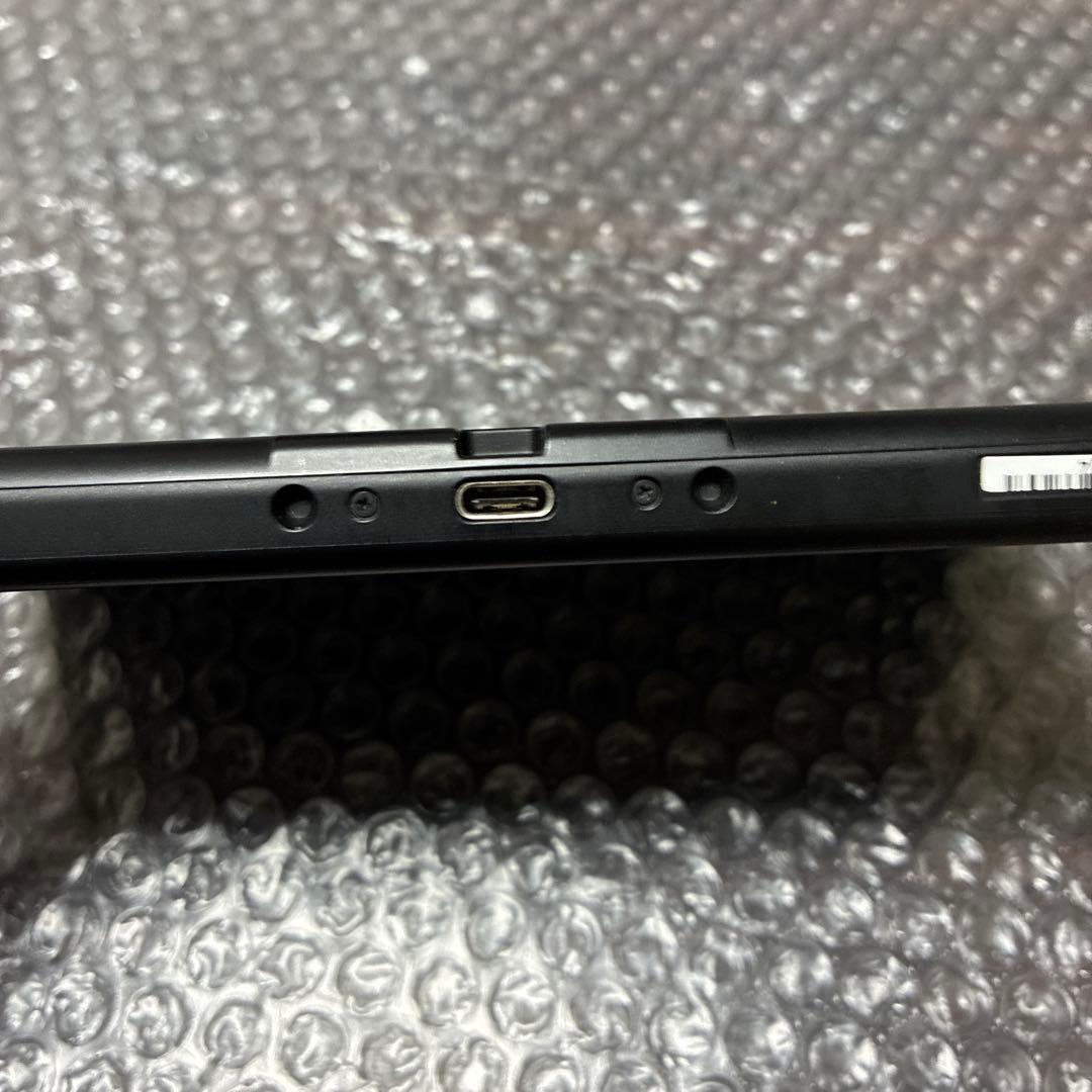 11 Nintendo Switch 本体　初期型