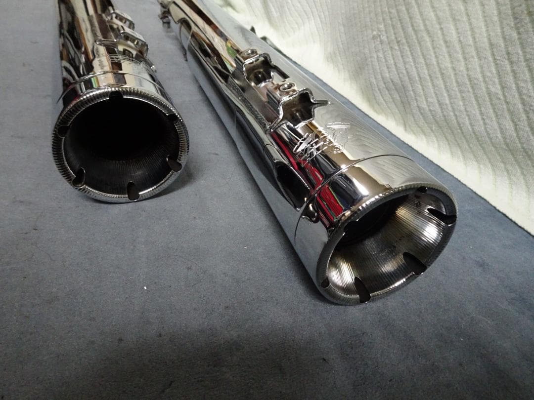 ツーリングモデル用 バンス＆ハインズモンスターラウンドスリップオンマフラー