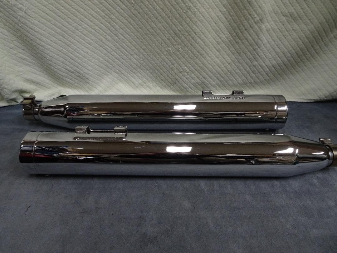 ツーリングモデル用 バンス＆ハインズモンスターラウンドスリップオンマフラー