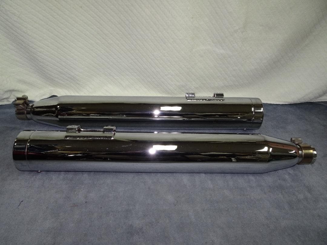 ツーリングモデル用 バンス＆ハインズモンスターラウンドスリップオンマフラー