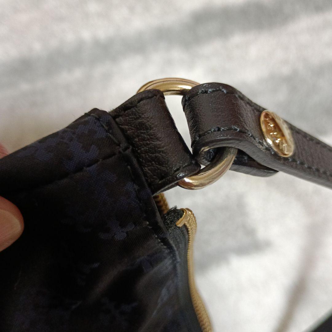 美品　russet　モノグラムナイロンシンプルショルダーバッグ　ネイビー