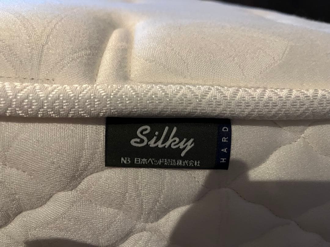日本ベッドマットレスsilkyポケット（ウール入り）　セミダブル　ハード