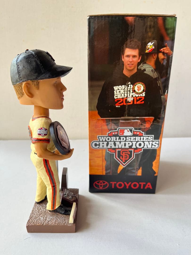 SF ジャイアンツ　2013 年　球場配布 バスター・ポージー　ボブルヘッド
