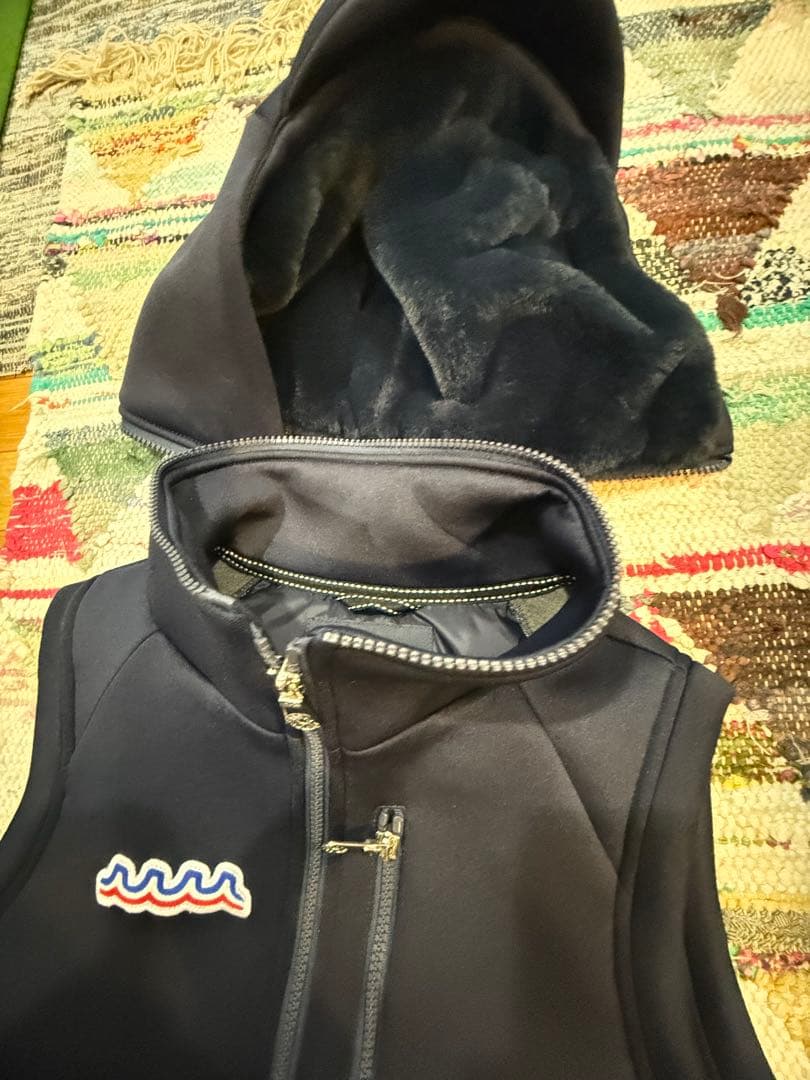 muta MARINEフード付きベスト ネイビー