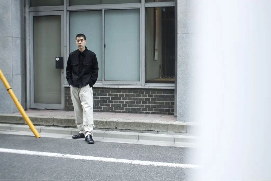 ほぼ新品　CLASS GYATEI 70200円購入　堀切　manhole