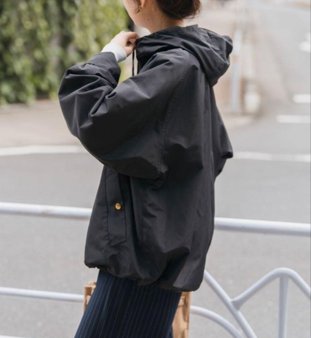 新品タグ付 Spick and Span撥水ウェザー フーディーブルゾン黒36