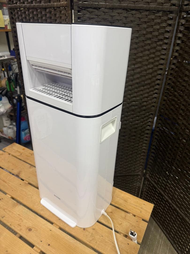 アイリスオーヤマ サーキュレーター 衣類乾燥除湿機 IJD-I50-W
