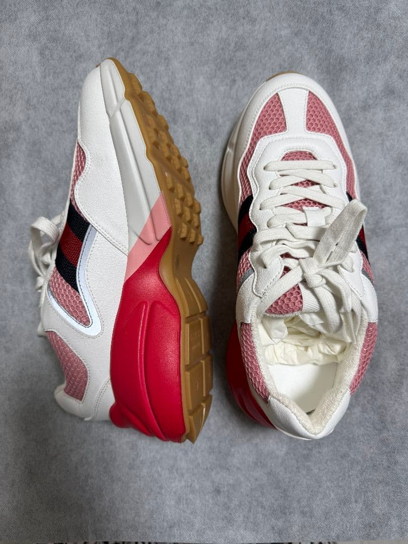 Gucci 38サイズスニーカー新品未使用