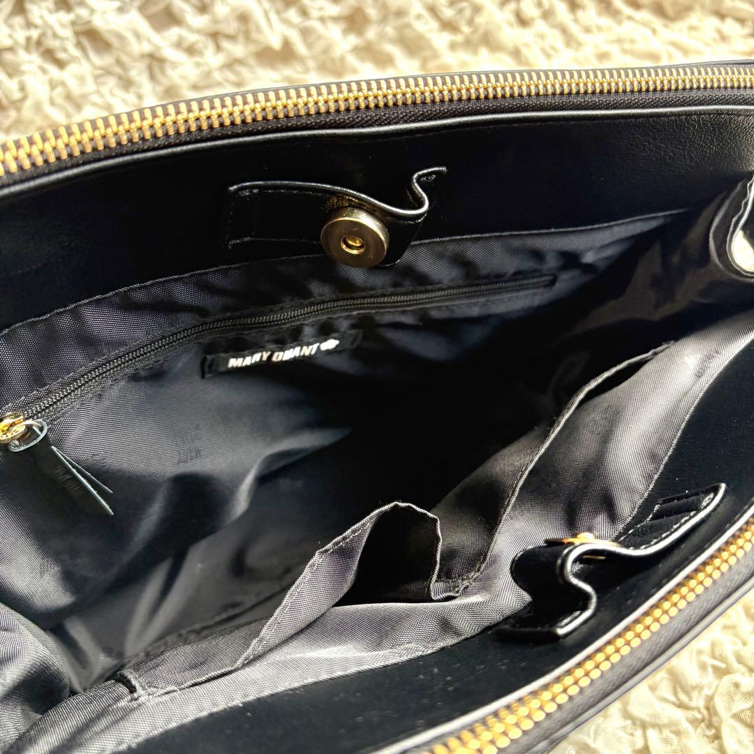美品 マリークワント A4収納可 フロントファスナー横型 トート ブラック