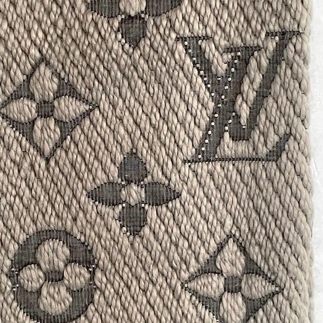 【美品❗️】ルイヴィトン エシャルプ ロゴマニア マフラー　グレー