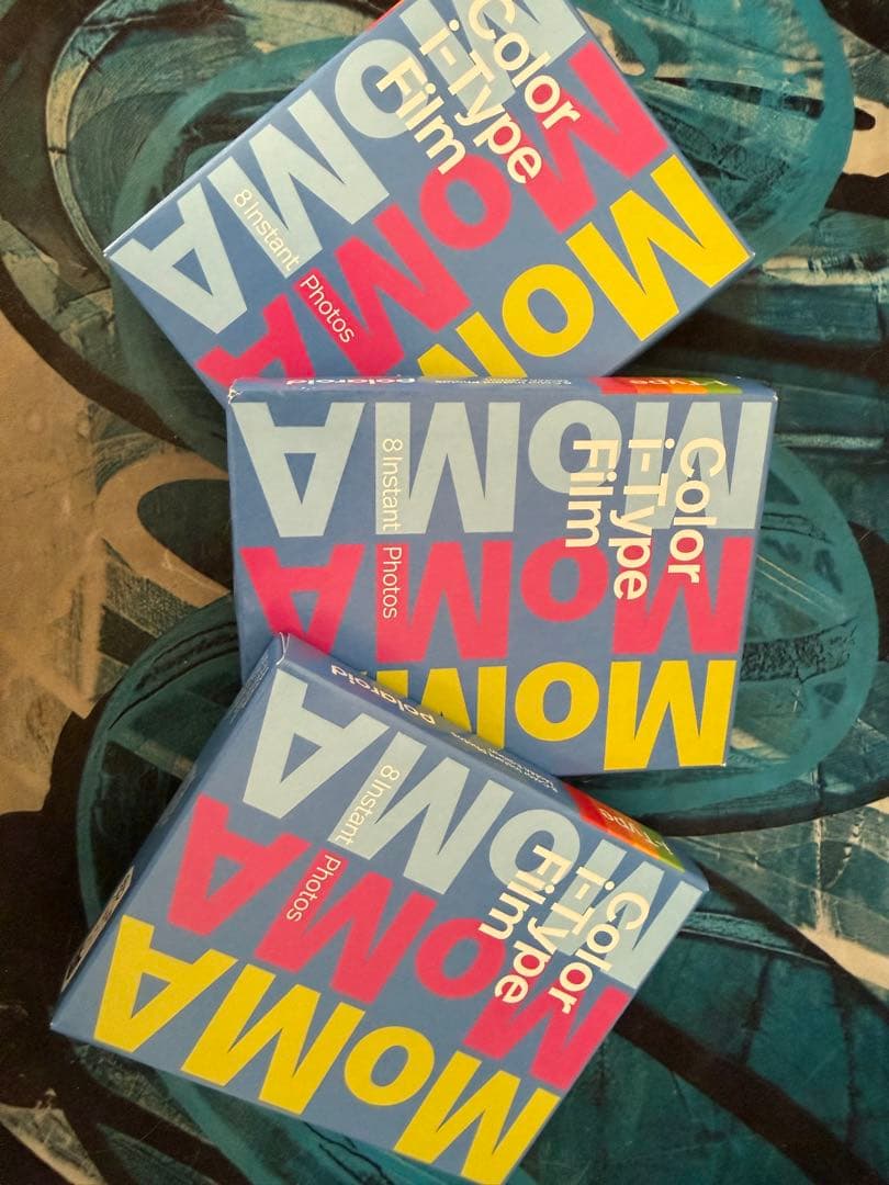 MoMA カラーフィルム i-Type 8枚入り　3セット