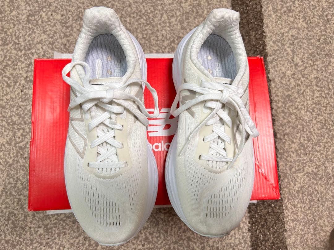 ニューバランス　Fresh Foam X 1080 v14　D 22ｃｍ