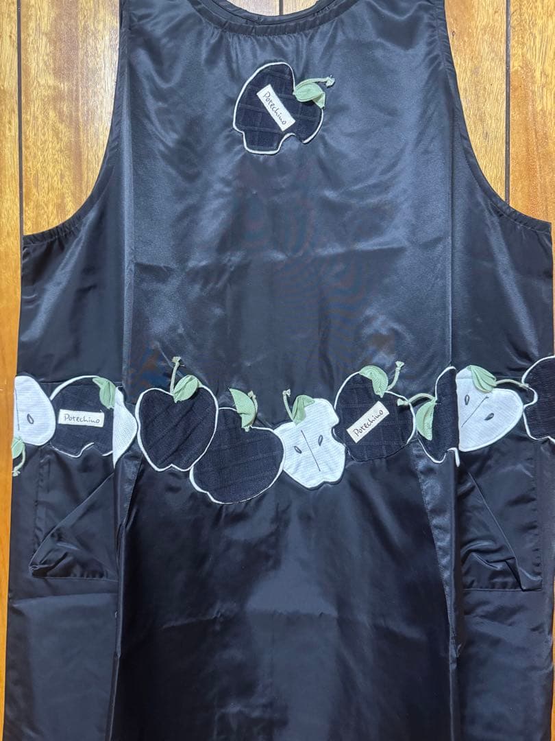 ⭐️専用⭐️さえら POTECHINO ポテチーノ エプロン 黒