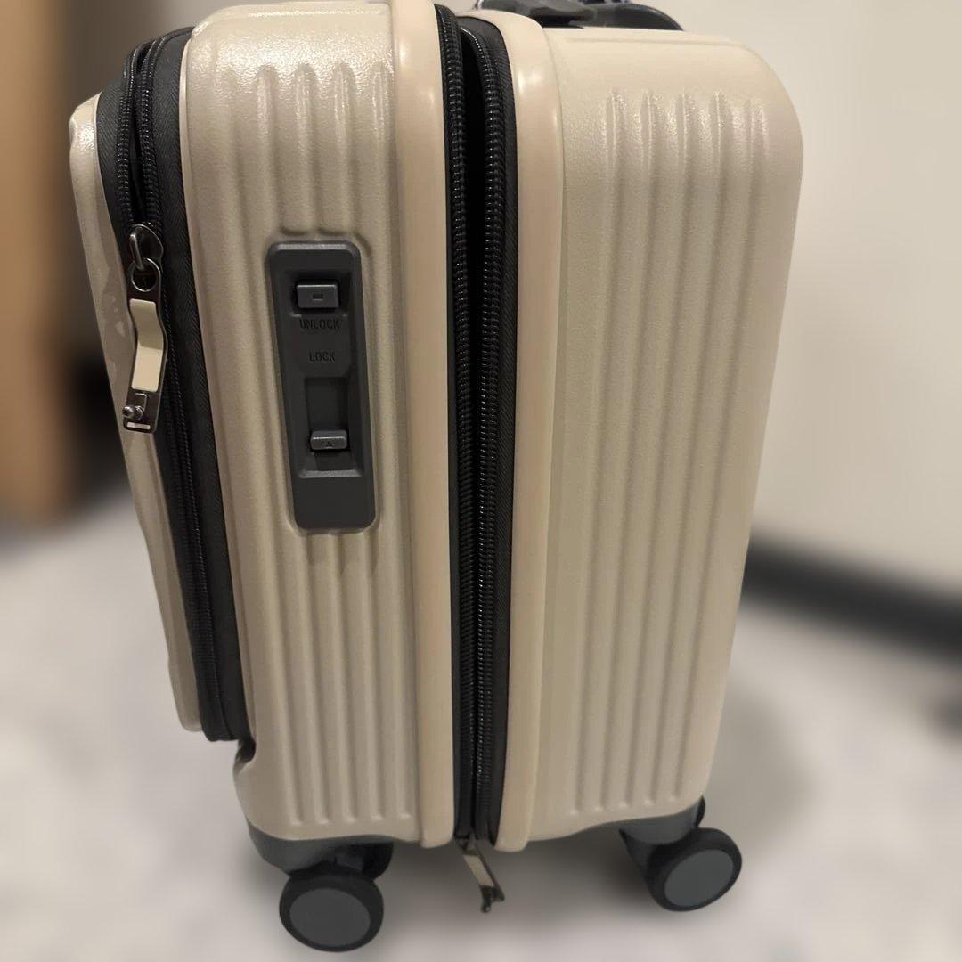 ＊美品＊[イノベーター] スーツケース 機内持ち込み 43 cm 3kg TSA