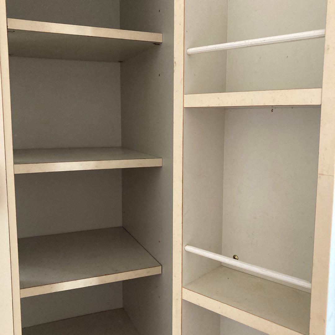 たのメル便 食器棚 昭和レトロ ホワイト ガラス扉付き 引き出し付き